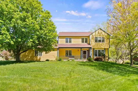 1310 Teg Dr, Iowa City, IA 52246
