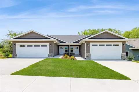 1080 Switchgrass Ln, Ely, IA 52227 photo 4