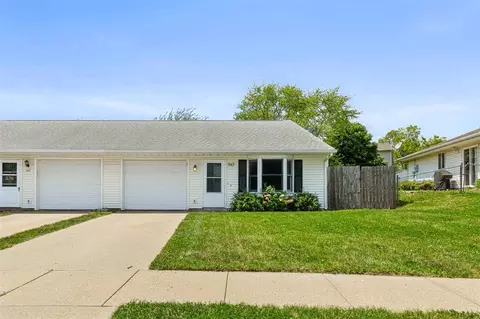 543 Augusta Cir, North Liberty, IA 52317