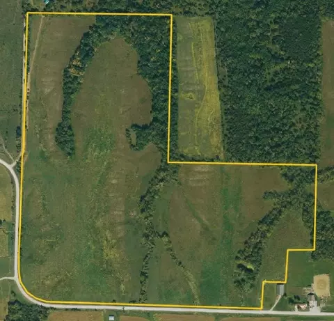 322 Nd Ave, Bedford, IA 50833