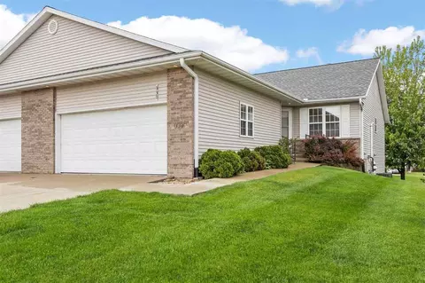 330 Highland Ct, Fairfax, IA 52228