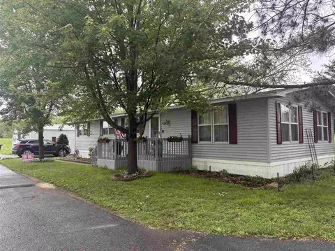 2128 S Riverside Dr, Iowa City, IA 52246