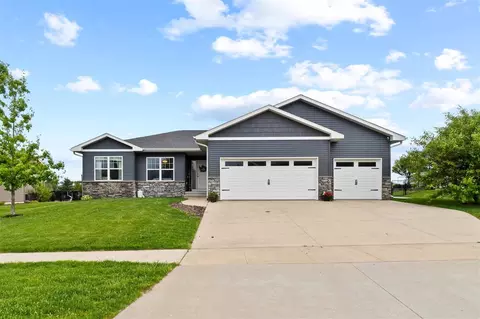 610 Fisher Trl, North Liberty, IA 52317