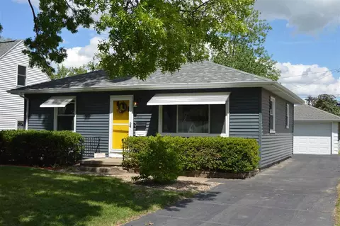 2117 Hamilton St SW, Cedar Rapids, IA 52404