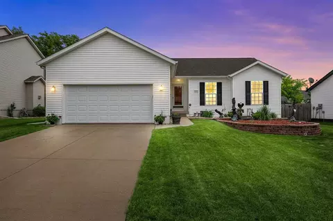 2095 Geode St, Marion, IA 52302