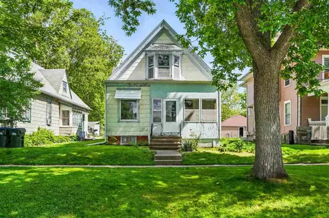 314 E Davenport St, Iowa City, IA 52245