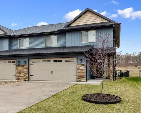 3302 Loethen Ln, Coralville, IA 52241