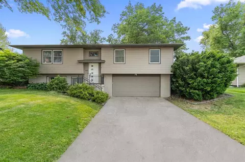 315 Westgate St, Iowa City, IA 52246