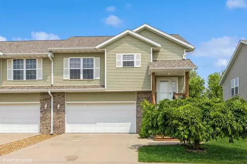210 Watercress Rd, North Liberty, IA 52317