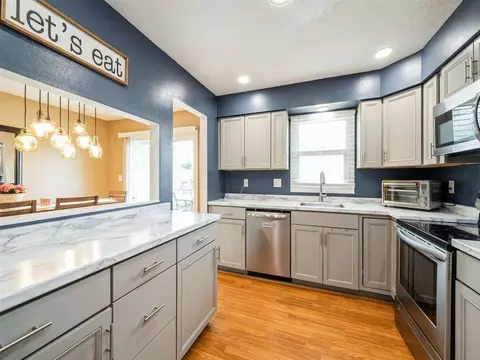 4721 NE Pine View Dr, Cedar Rapids, IA 52402 photo 10