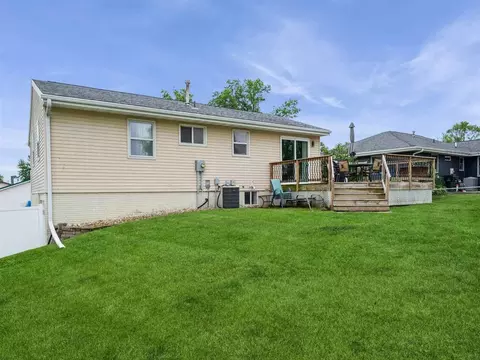 4721 NE Pine View Dr, Cedar Rapids, IA 52402 photo 26