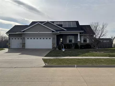 55 N Sunset Dr, North Liberty, IA 52317