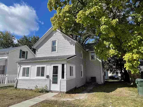 214 Park Ave, Muscatine, IA 52761