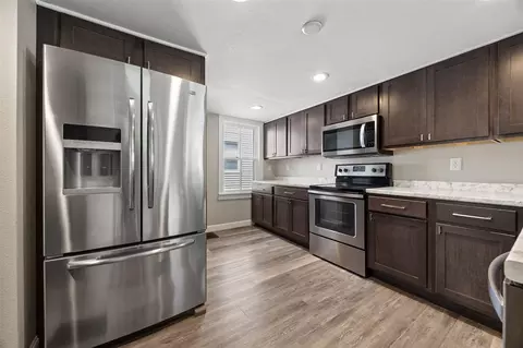828 Church St, Iowa City, IA 52245
