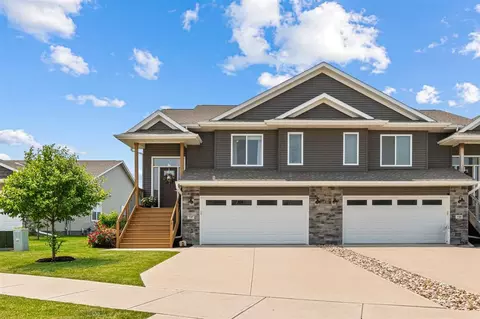 737 Brook Ridge Ave, North Liberty, IA 52317