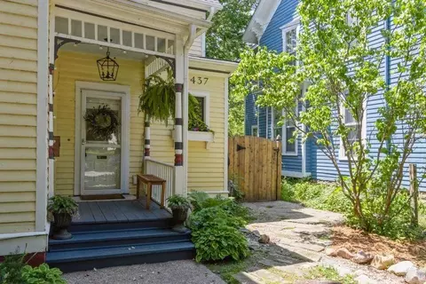 437 S Governor St, Iowa City, IA 52240