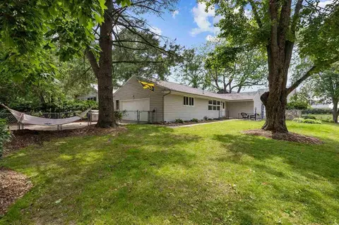520 9th Ave, Coralville, IA 52241