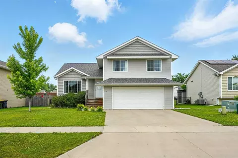 1548 Ashlynd Ct, Iowa City, IA 52240