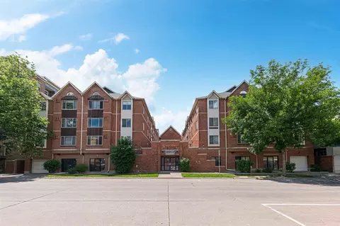 307321 S Linn St, Iowa City, IA 52240