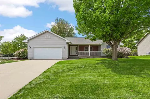 1451 Chamberlain Dr, Iowa City, IA 52240