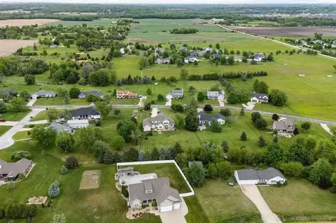 5857 Wells Ln, Cedar Rapids, IA 52411 photo 48