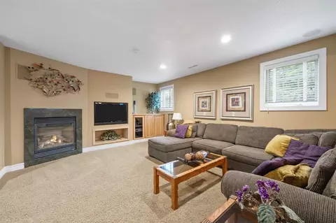 5857 Wells Ln, Cedar Rapids, IA 52411 photo 31