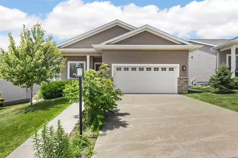 281 Danielle St, Iowa City, IA 52245