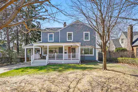 317 Magowan Ave, Iowa City, IA 52246