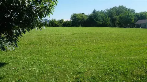 3106 116th Cir, Riverside, IA 52327