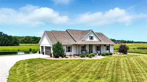 2786 Deer Valley Ln, Danville, IA 52623