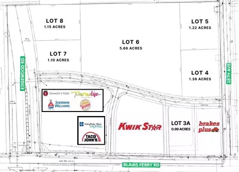 3990 Blairs Ferry Rd, Hiawatha, IA 52233