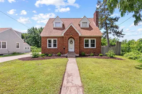 1905 Muscatine Ave, Iowa City, IA 52240