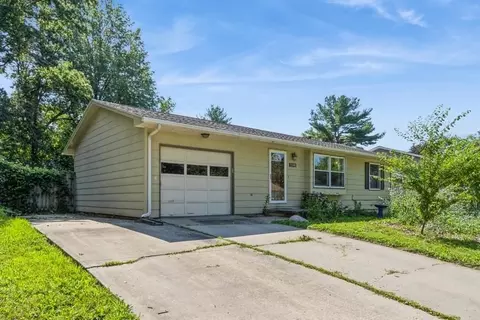 2248 Bancroft, Iowa City, IA 52240