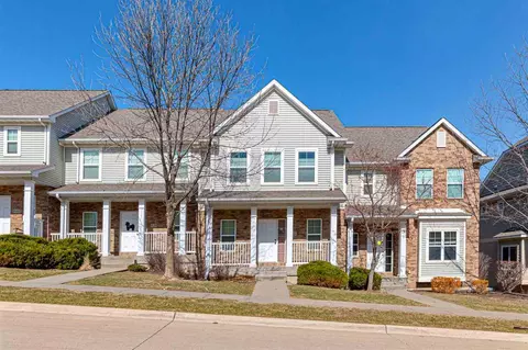 904 Ryan Ct, Iowa City, IA 52246