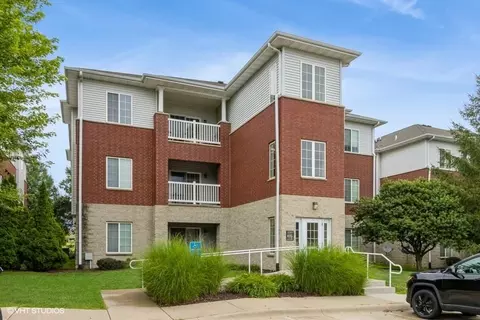 4335 York Pl, Iowa City, IA 52245