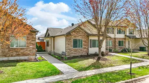 741 Arch Rock Rd, Iowa City, IA 52245