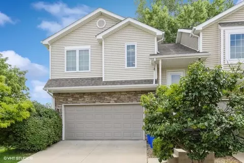 1095 Twilight Dr, North Liberty, IA 52317
