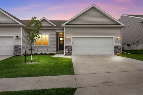 615 Thomas St, Tiffin, IA 52340