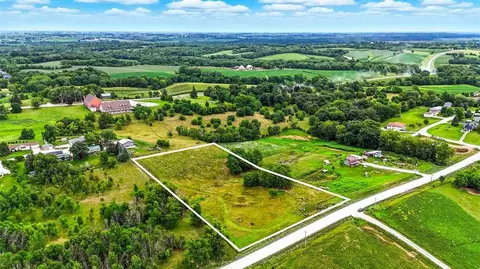 3 71 Acres Ml 150th St, Kalona, IA 52247