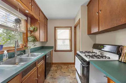 3218 C Ave NE, Cedar Rapids, IA 52402 photo 10