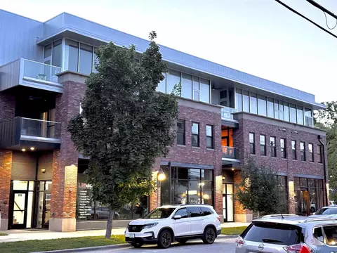 243 N Linn St, Iowa City, IA 52245