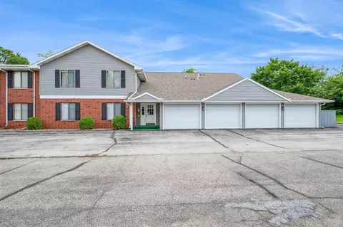 815 SEdward Ct, Cedar Rapids, IA 52403