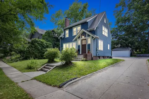 445 Clark St, Iowa City, IA 52240