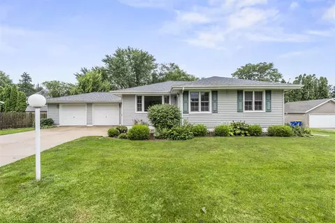 111 W South St, Lisbon, IA 52253