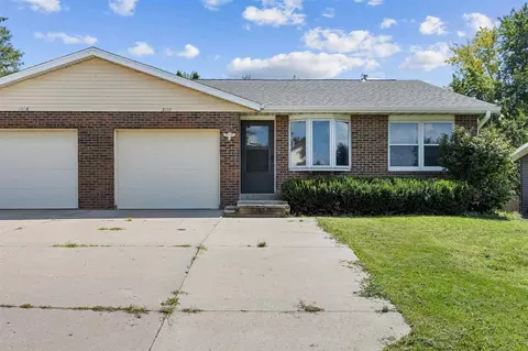 2110 10th St, Coralville, IA 52241