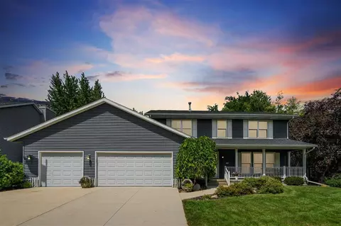 364 NE Willshire Ct, Cedar Rapids, IA 52402