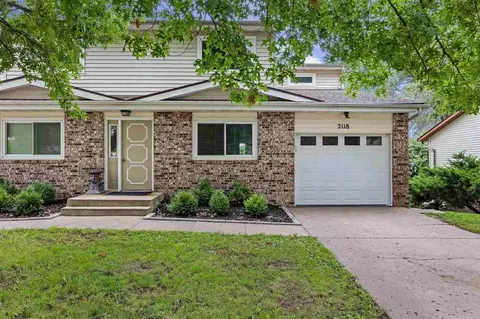 2118 10th St Pl, Coralville, IA 52241