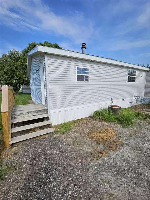 6676 32nd Ave #LOT 131, Shellsburg, IA 52332