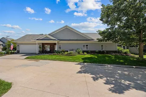41 Colwyn Ct, Iowa City, IA 52245