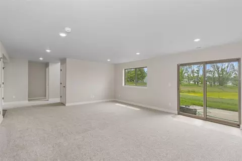 3125 Sunflower St, Ely, IA 52227 photo 29